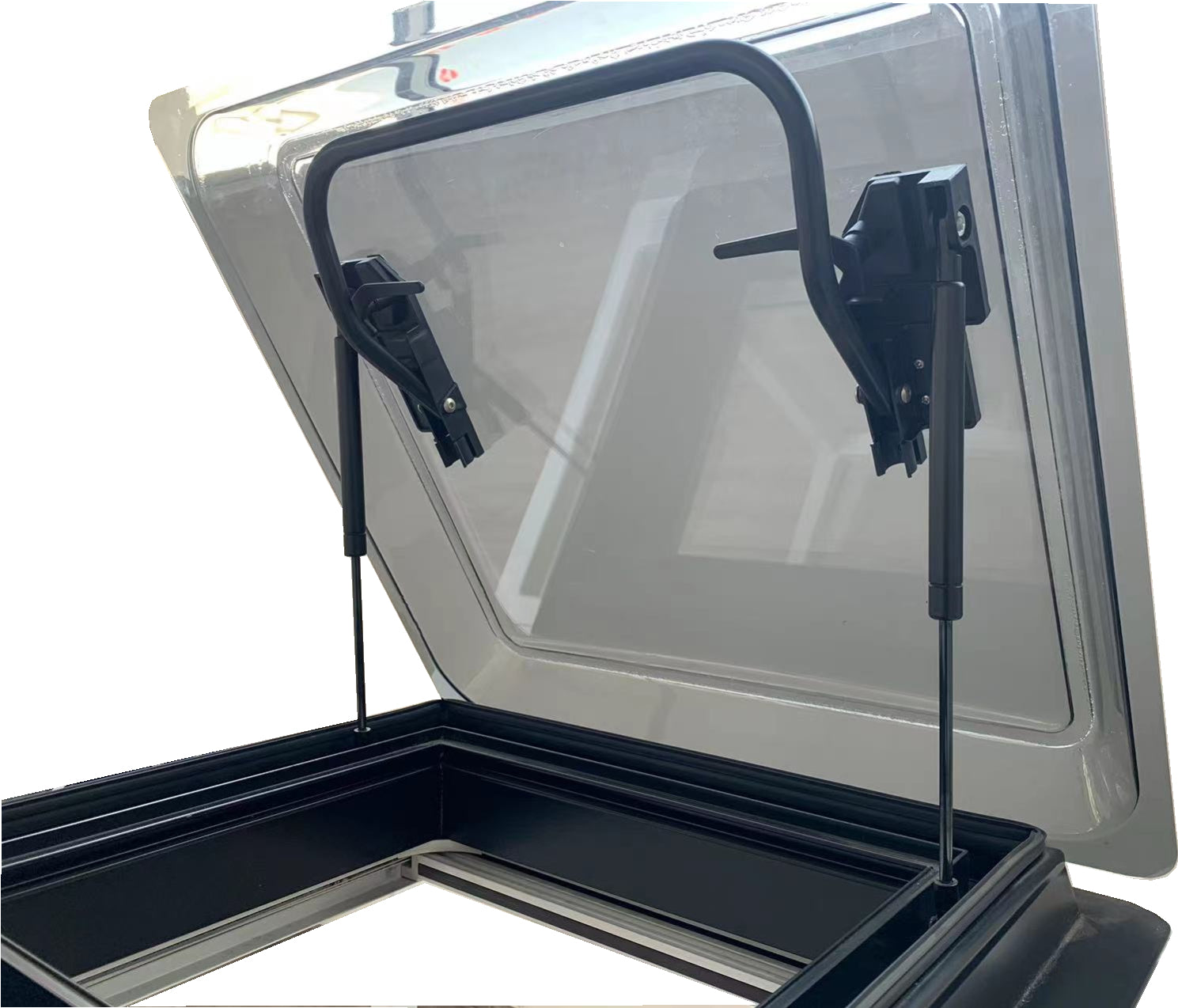 SWISS OUTDOOR S.O. Dachfenster XL 700x500 Rund Innenrahmen weiß